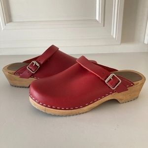 NWOT Free People x Mia Alma Red Leather Clogs Sz 38/40